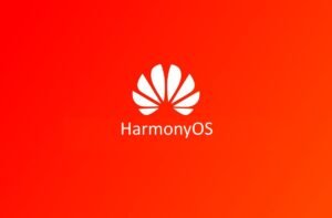 Logo ufficiale HarmonyOS su sfondo rosso che rappresenta l'identità visiva del sistema operativo distribuito di Huawei.